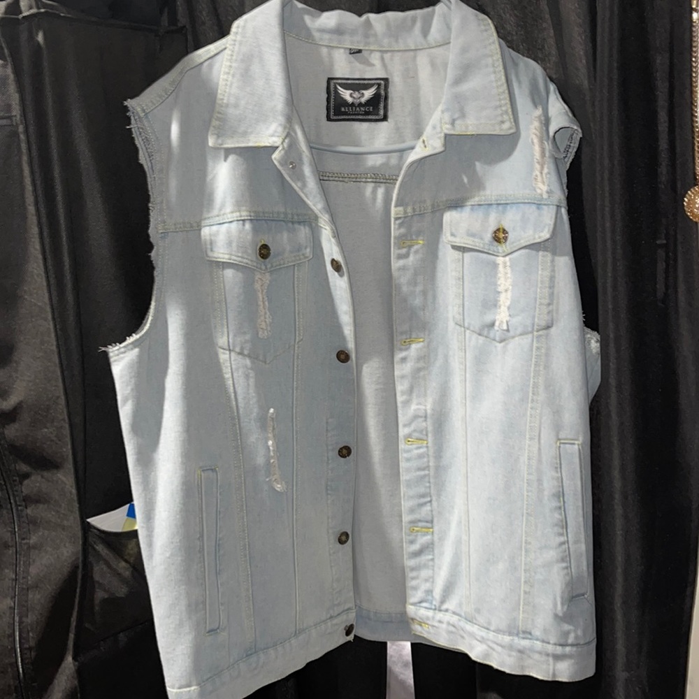 Light blue ripped jean vest, Size XXL